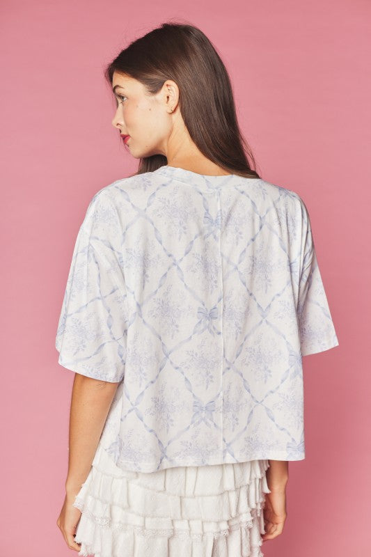 Ribbon Trellis Floral Print Tee Light Blue