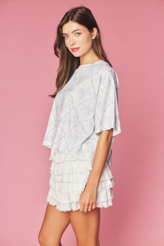 Ribbon Trellis Floral Print Tee Light Blue