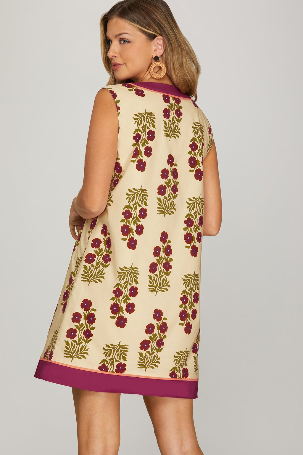 Sleeveless Contrast Berry Printed Mini Dress with Pockets